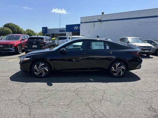 2025 Hyundai ELANTRA Sport