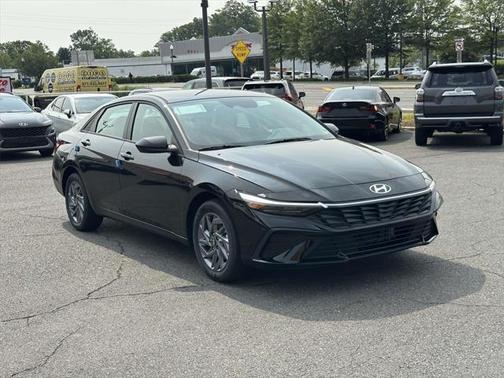 2025 Hyundai ELANTRA HEV Blue