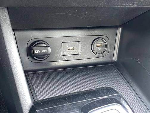 2022 Hyundai SONATA SE