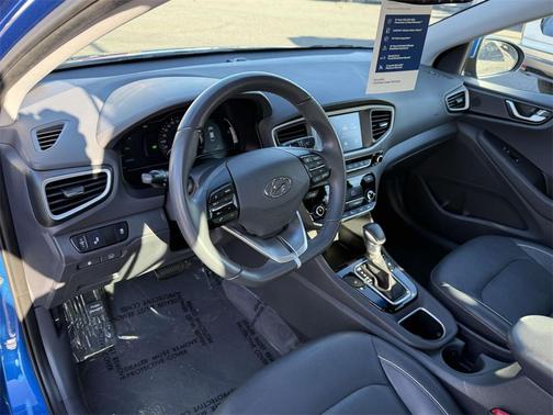 2017 Hyundai IONIQ Hybrid Limited
