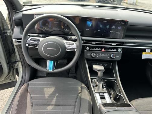 2025 Hyundai SANTA CRUZ SE