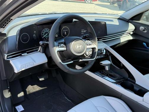 2025 Hyundai ELANTRA HEV Limited