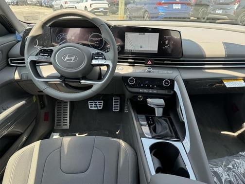 2025 Hyundai ELANTRA Sport