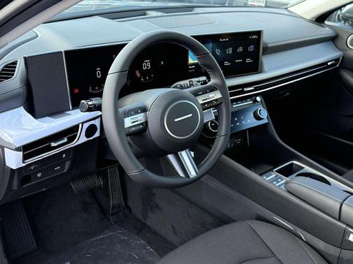 2026 Hyundai SONATA SEL