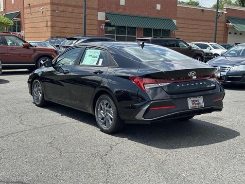 2025 Hyundai ELANTRA HEV Blue