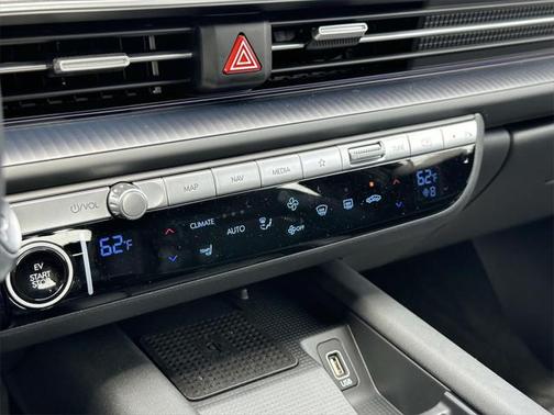 2025 Hyundai IONIQ 6 SE