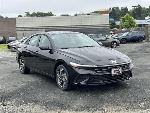 2025 Hyundai ELANTRA Sport