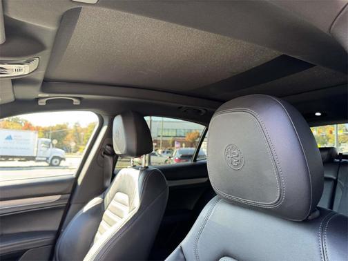 2018 Alfa Romeo Stelvio Ti Sport