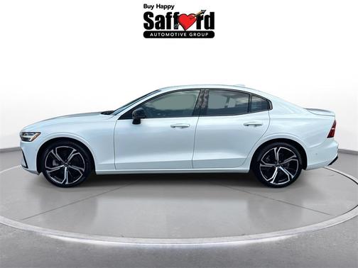 2024 Volvo S60 B5 Ultimate Dark Theme