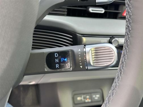 2025 Hyundai IONIQ 5 Limited