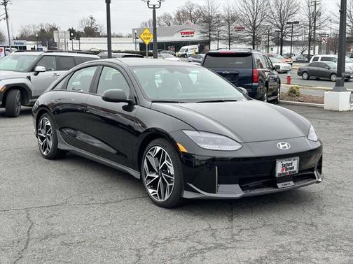 2025 Hyundai IONIQ 6 SE