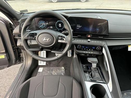 2025 Hyundai ELANTRA Sport