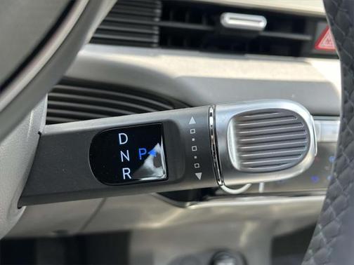 2023 Hyundai IONIQ 5 SE