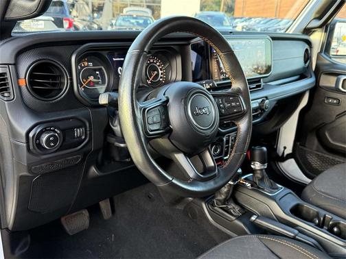 2024 Jeep Gladiator Mojave