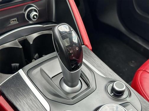 2019 Alfa Romeo Stelvio Base