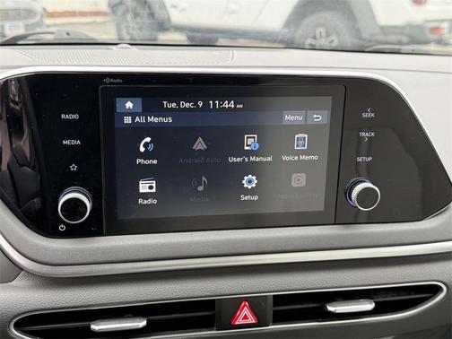 2023 Hyundai SONATA SE