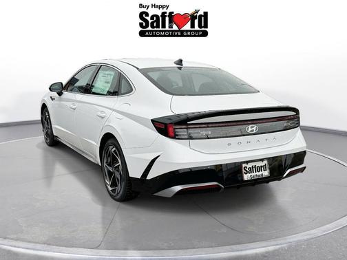 2026 Hyundai SONATA SEL