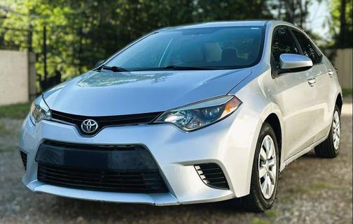Classic Silver Metallic 2015 Toyota Corolla LE