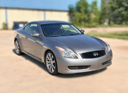 2009 INFINITI G37 Base
