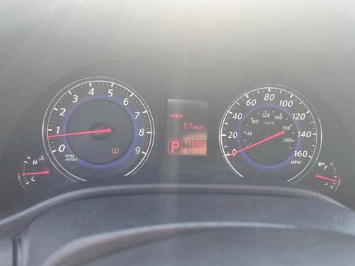 2009 INFINITI G37 Base