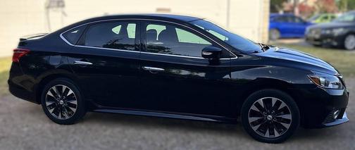 Super Black 2016 Nissan Sentra SR