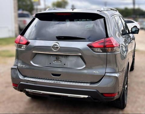 2017 Nissan Rogue SL