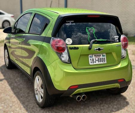 Jalapeno Metallic 2014 Chevrolet Spark LS