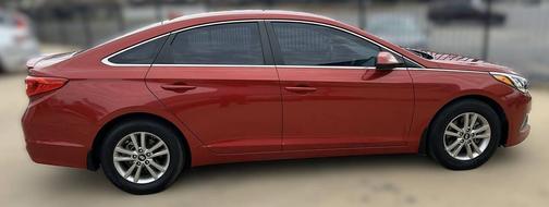 2017 Hyundai SONATA SE