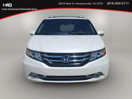 White 2016 Honda Odyssey Touring Elite