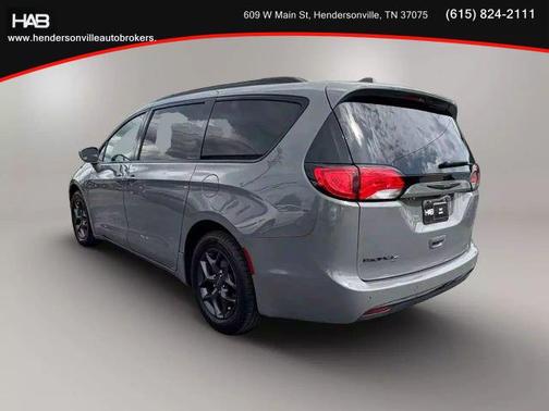 2020 Chrysler Pacifica Touring-L Plus
