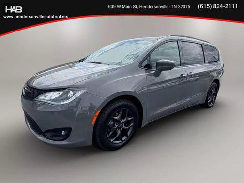 2020 Chrysler Pacifica Touring-L Plus