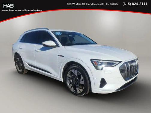 2022 Audi e-tron Premium