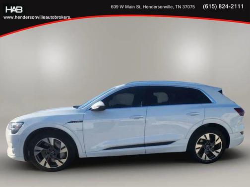 2022 Audi e-tron Premium