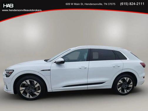 2022 Audi e-tron Premium