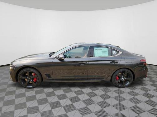Makalu Gray 2026 Genesis G70 3.3T Sport Prestige