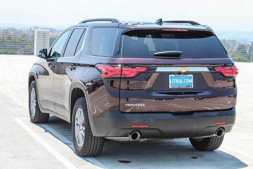 2022 Chevrolet Traverse LT Leather