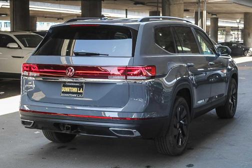 2025 Volkswagen Atlas 2.0T SE