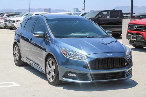 2018 Ford Focus ST Base