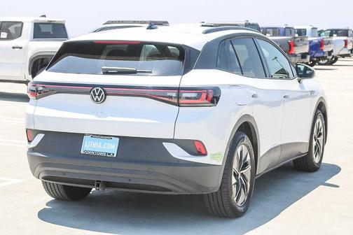2022 Volkswagen ID.4 Pro