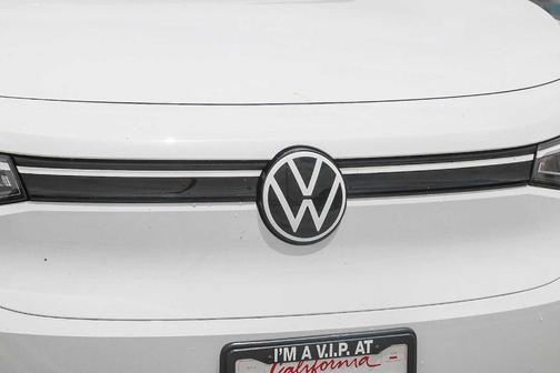2022 Volkswagen ID.4 Pro