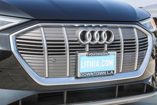 2022 Audi e-tron Premium