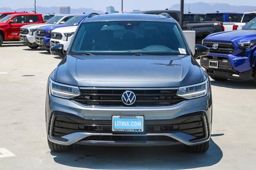 2023 Volkswagen Tiguan 2.0T SE R-Line Black