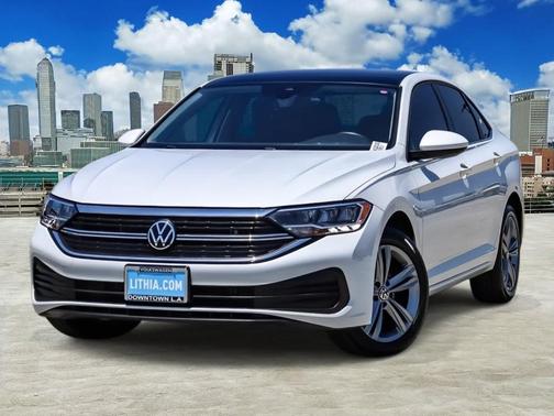 Opal White Pearl Effect 2023 Volkswagen Jetta 1.5T SE