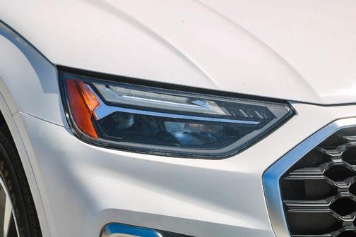 2022 Audi Q5 45 S line Premium Plus