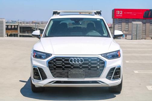 2022 Audi Q5 45 S line Premium Plus