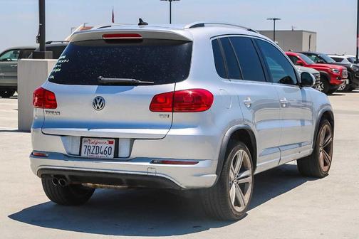 2016 Volkswagen Tiguan R-Line