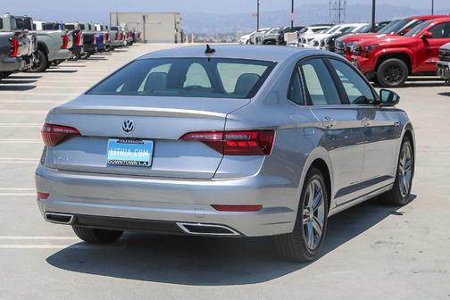 2021 Volkswagen Jetta 1.4T R-Line