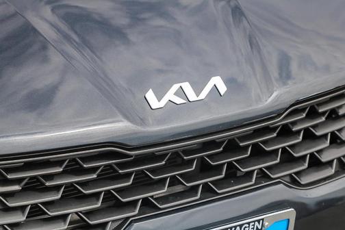 2022 Kia K5 LXS