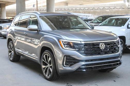 2025 Volkswagen Atlas 2.0T SE
