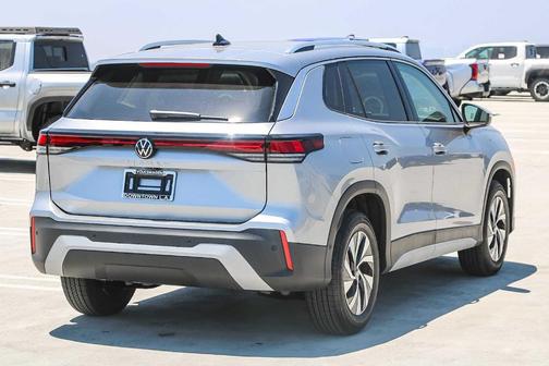 2025 Volkswagen Tiguan 2.0T S